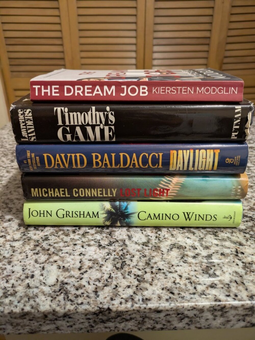 Thriller Book Bundle (5) – Grisham, Connelly, Baldacci, Sanders, Modglin